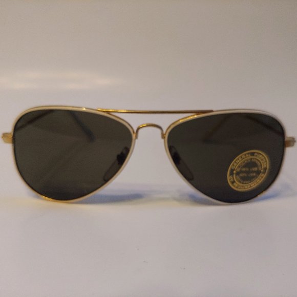by De'Vons Optics Inc. Est. Since 1983 Other - (NWT) Vintage 90's Kids Aviator Metal Sports Sunglasses (Gold/White)